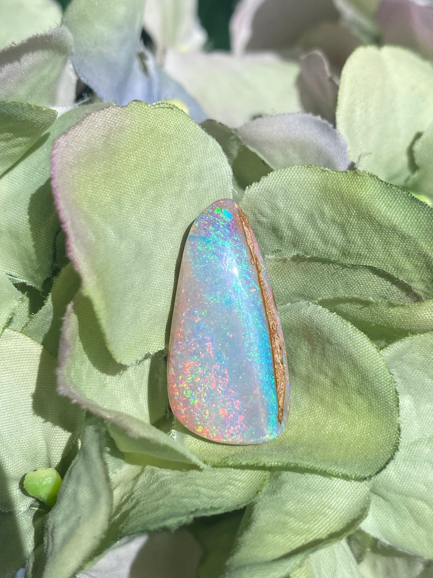Large Pipe Opal