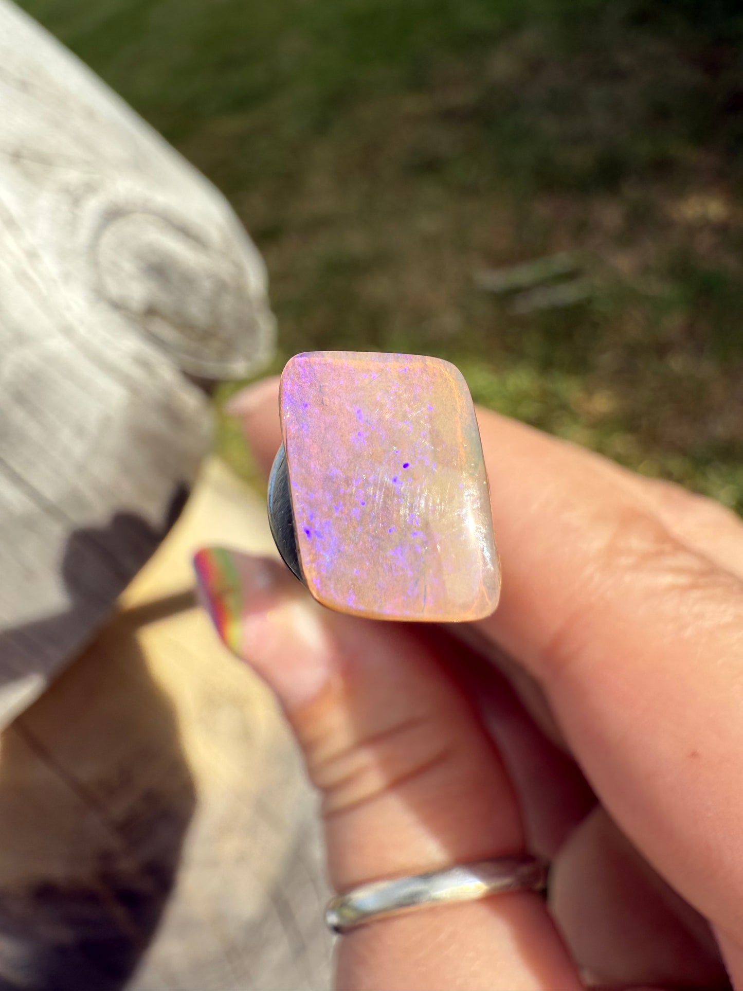Pinky lilac Pipe Opal